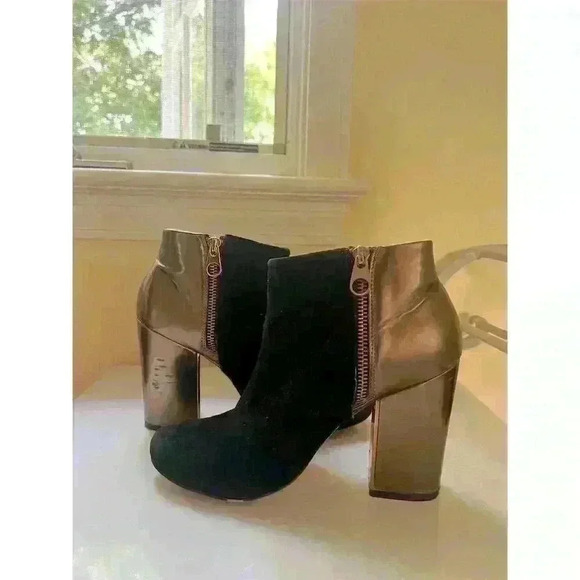 Ted Baker Women's Nimma Black Suede Bootie  Copper Metallic Block Heel Size 9 - Picture 5 of 8